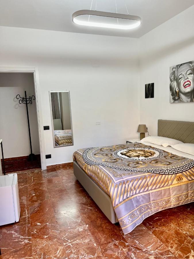 Rooms Lungomare Crotone Eksteriør bilde